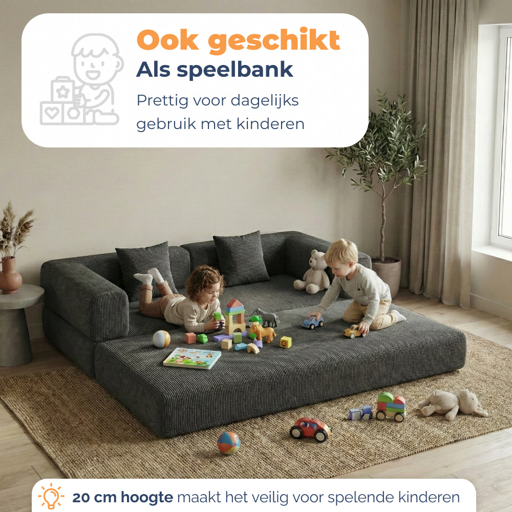 Kinderen spelen op uitgeklapte Slaapbank Lugano, 20 cm hoog